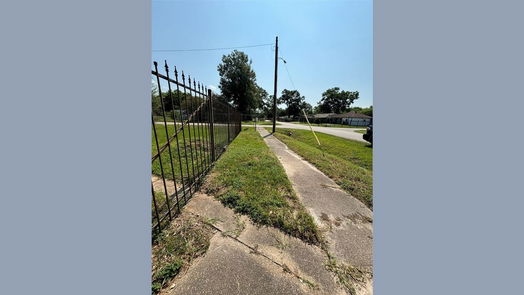 Houston 1-story, 2-bed 4833 Brinkley Street-idx