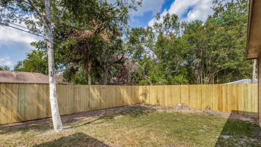 Houston 1-story, 3-bed 5819 Southwind Street-idx