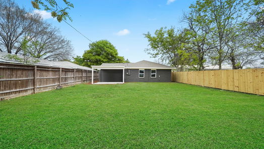 Houston 1-story, 4-bed 5346 Pershing Street-idx