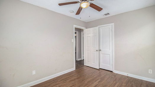 Houston 1-story, 3-bed 5330 Pershing Street-idx