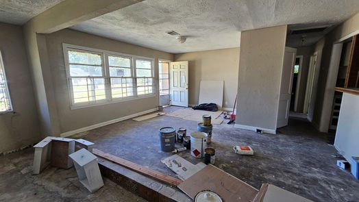 Houston 1-story, 2-bed 5110 Longmeadow Street-idx