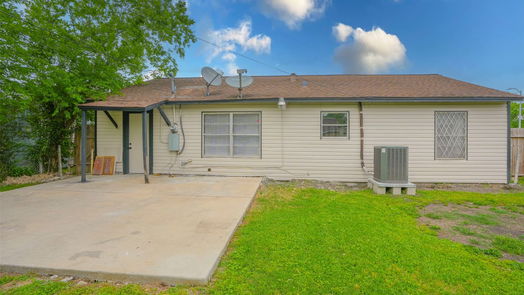 Houston 1-story, 3-bed 5414 Lyndhurst Drive-idx