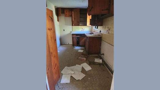 Houston null-story, 3-bed 8302 Sharondale Drive-idx