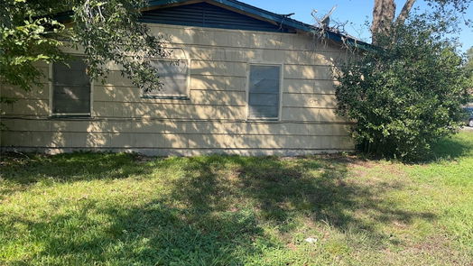 Houston 1-story, 3-bed 5782 E Belcrest Street-idx