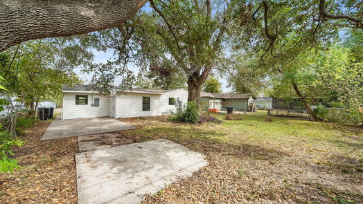 Houston 1-story, 3-bed 5610 Belarbor Street-idx