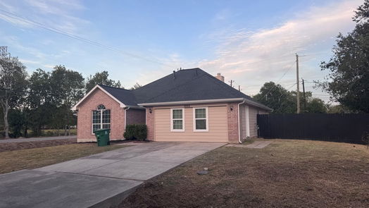 Houston 1-story, 3-bed 10103 Teneha-idx