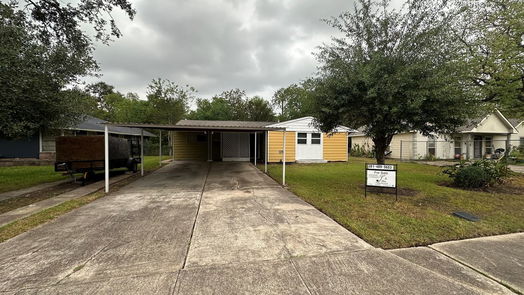 Houston null-story, 4-bed 6031 E Lyndhurst Drive-idx