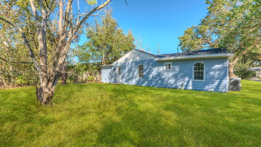 Houston 1-story, 4-bed 5032 Briscoe Street-idx