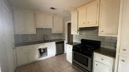Houston 1-story, 4-bed 1107 Elton Street-idx