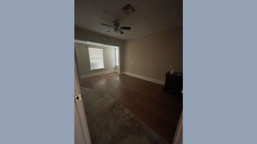 Houston 1-story, 4-bed 1107 Elton Street-idx