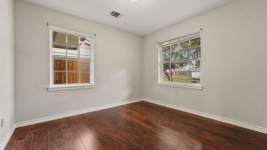 Houston 1-story, 4-bed 8205 Avenell Road-idx