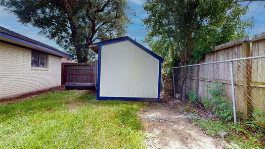 Houston 1-story, 4-bed 210 Outlook Drive-idx