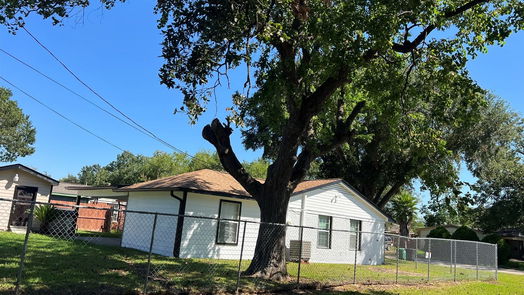 Houston 1-story, 3-bed 8414 Vennard Road-idx