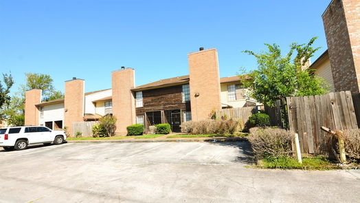 Houston 2-story, 2-bed 10912 Gulf Freeway 47-idx