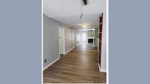 Houston 1-story, 2-bed 10912 Gulf Freeway 20-idx