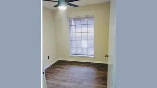 Houston 1-story, 2-bed 10912 Gulf Freeway 20-idx