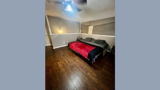 Houston 2-story, 1-bed 10912 Gulf Freeway 4-idx