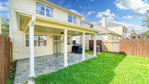 Houston 2-story, 3-bed 10138 W Palm Lake Drive-idx