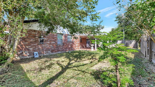 Houston 1-story, 3-bed 8515 Freewood Street-idx