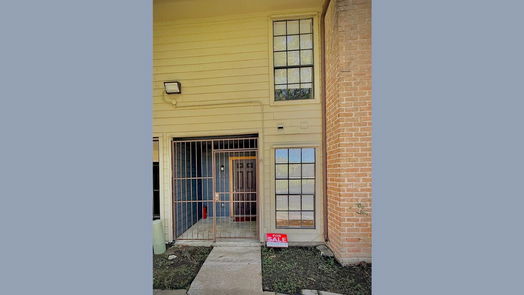 Houston 2-story, 2-bed 10912 Gulf Freeway 68-idx