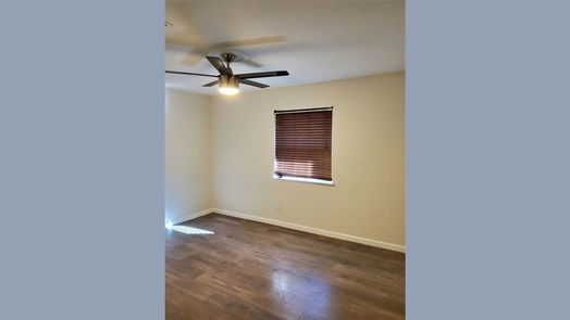 Houston 1-story, 3-bed 531 Edgebrook Drive-idx