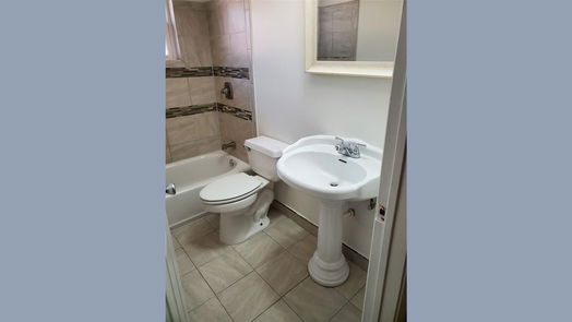 Houston 1-story, 3-bed 531 Edgebrook Drive-idx