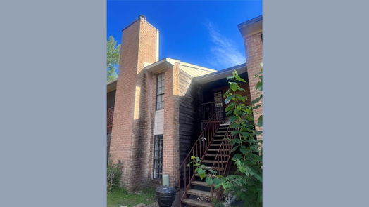 Houston 2-story, 2-bed 10912 Gulf Freeway 16-idx