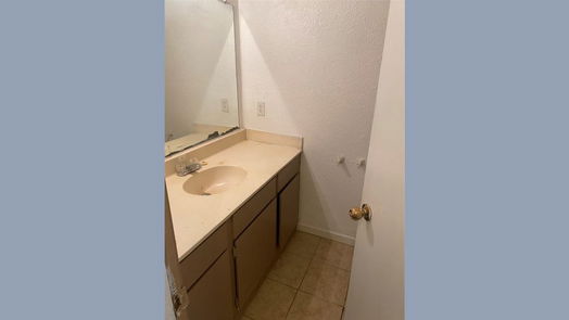 Houston 1-story, 2-bed 12500 Sandpiper Drive 95-idx