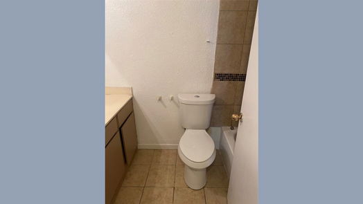 Houston 1-story, 2-bed 12500 Sandpiper Drive 95-idx