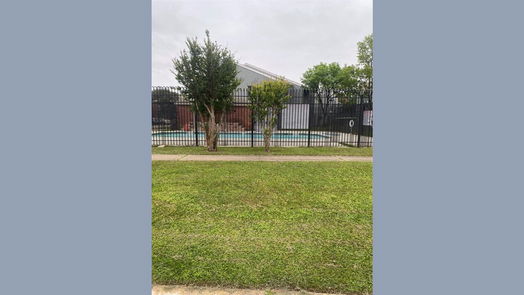 Houston 1-story, 2-bed 12500 Sandpiper Drive 95-idx