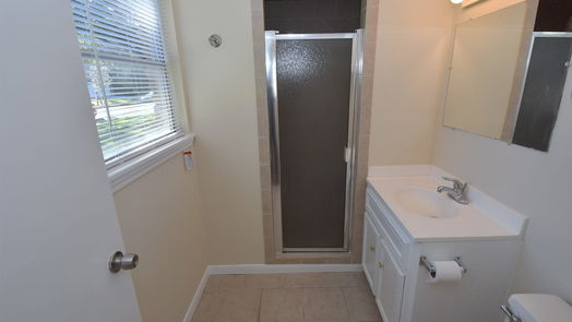 Houston 1-story, 3-bed 4802 Hummingbird Street-idx