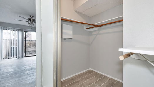 Houston 2-story, 2-bed 6253 Ludington Drive 2-808-idx