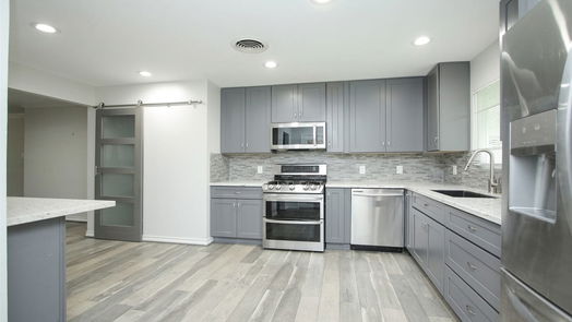 Houston 1-story, 3-bed 10606 Willowisp Drive-idx