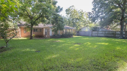 Houston 1-story, 3-bed 5823 Ludington Drive-idx