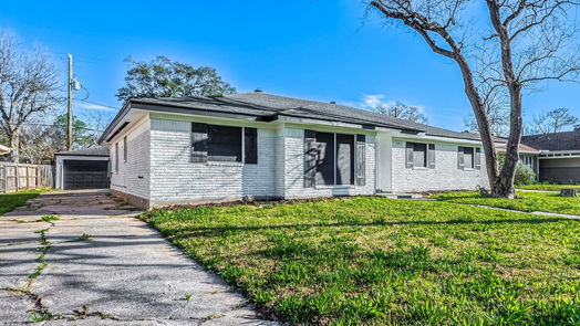 Houston 1-story, 3-bed 5922 Arboles Drive-idx