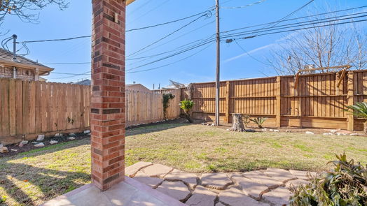 Houston 1-story, 3-bed 11110 Waxwing Street-idx