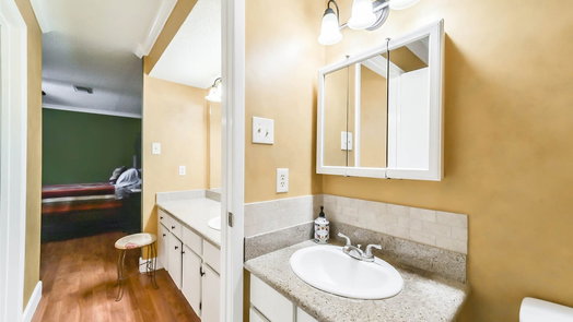 Houston 1-story, 2-bed 12021 Bob White Drive-idx