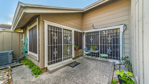 Houston 1-story, 2-bed 12021 Bob White Drive-idx