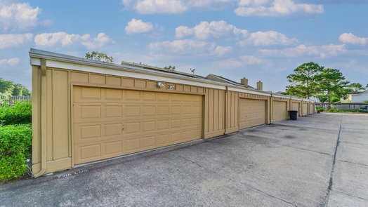 Houston 1-story, 2-bed 12021 Bob White Drive-idx