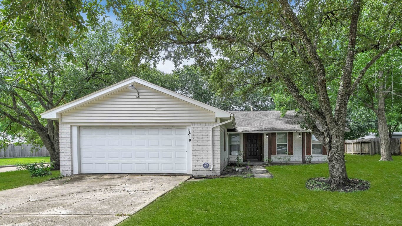 Houston 1-story, 3-bed 5819 Ludington Drive-idx