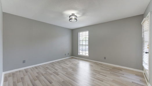 Houston 1-story, 2-bed 12500 Sandpiper Drive 126-idx