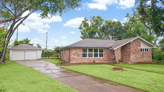 Houston 1-story, 3-bed 10631 Doud Street-idx