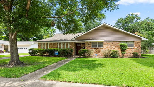 Houston 1-story, 4-bed 4506 Hummingbird Street-idx