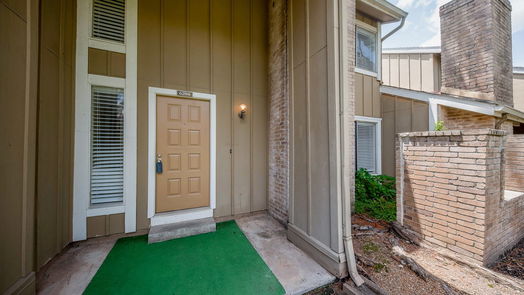 Houston 2-story, 3-bed 6208 West Airport Boulevard-idx