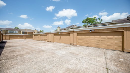 Houston 2-story, 3-bed 6208 West Airport Boulevard-idx