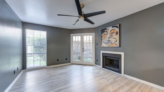 Houston 1-story, 2-bed 12500 Sandpiper Drive 107-idx