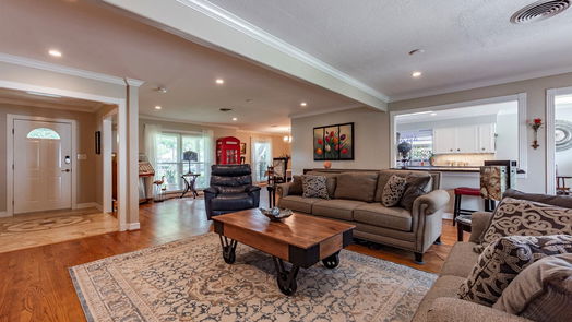 Houston 1-story, 3-bed 4326 Willowbend Boulevard-idx