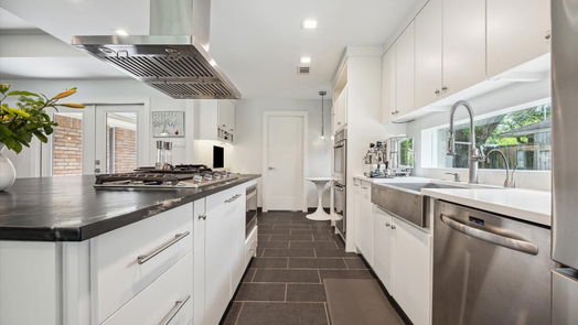 Houston 1-story, 3-bed 5815 Arboles Drive-idx