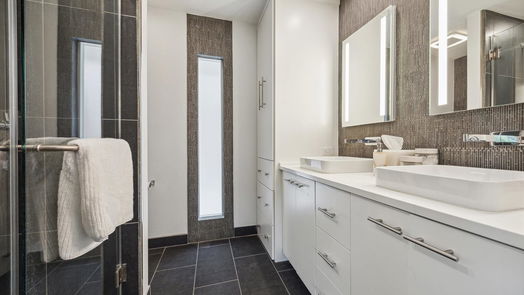 Houston 1-story, 3-bed 5815 Arboles Drive-idx
