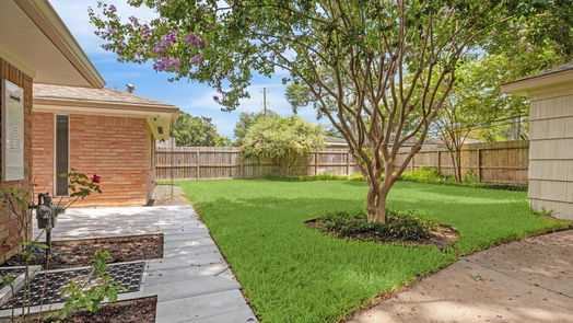 Houston 1-story, 3-bed 5815 Arboles Drive-idx